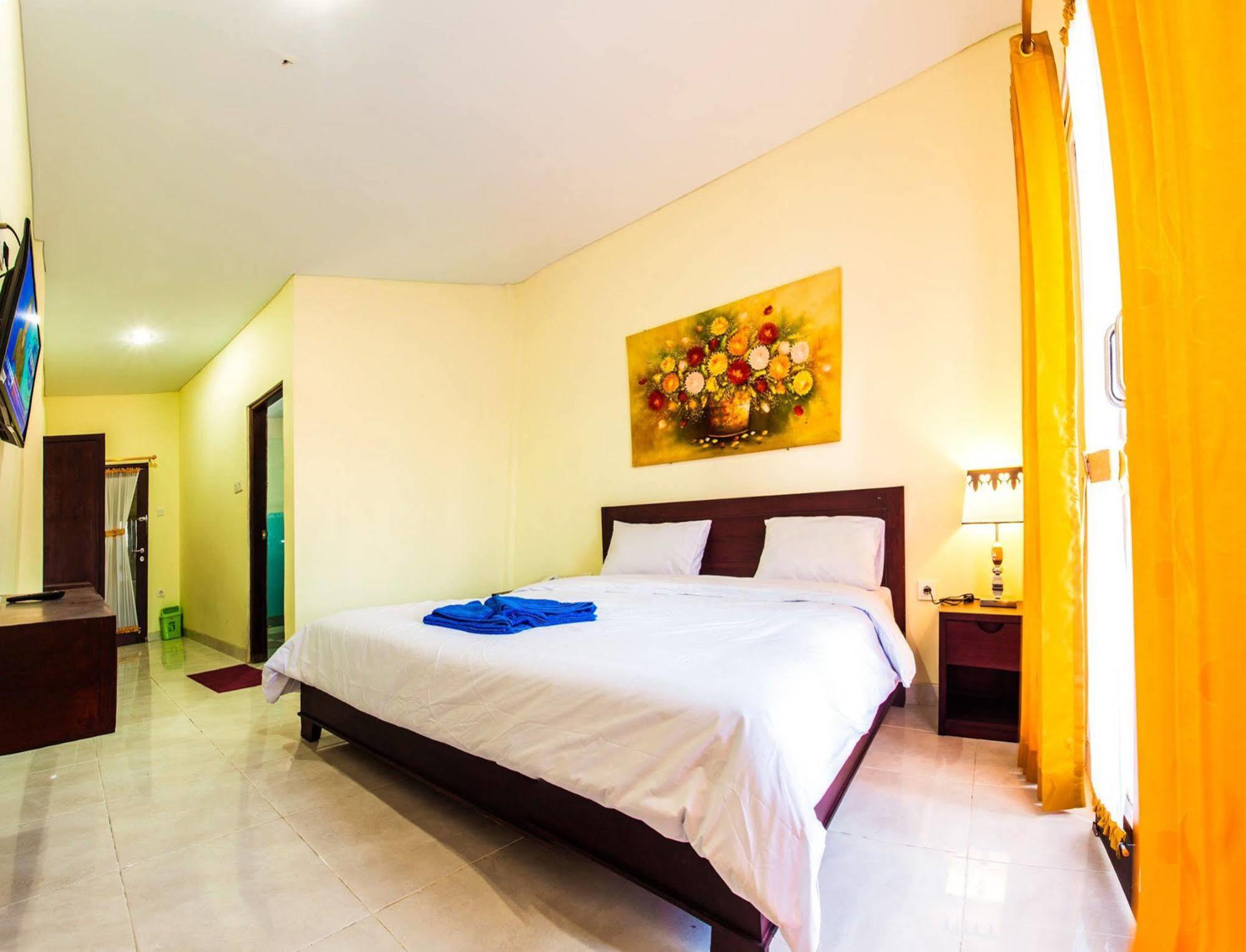 Luckys Guest House Kuta  Luaran gambar