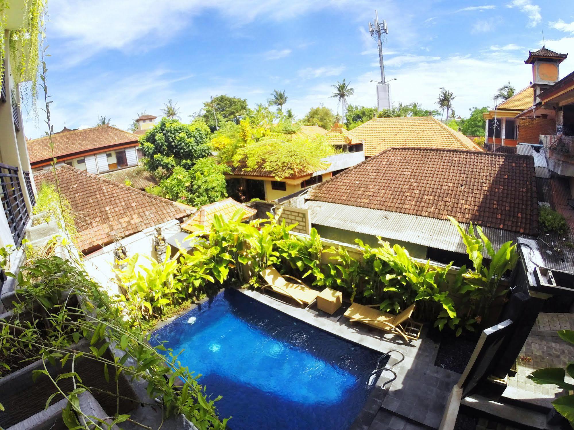 Luckys Guest House Kuta  Luaran gambar